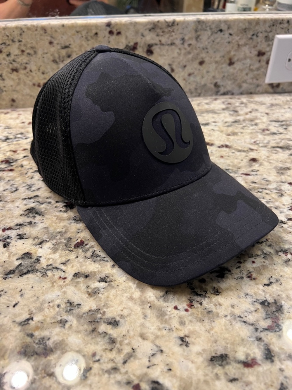 lululemon athletica women’s Black Camo Mesh-Back Hat